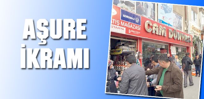 Cam Dünyası vatandaşlara aşure dağıttı