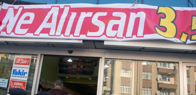 3 buçuk TL olunca izdiham yaşandı      