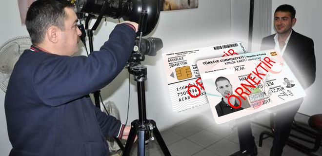 Fotoğrafçıya Kimlik Piyangosu