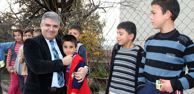Kaymakam köyleri gezdi