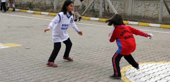 Eski oyunları oynadılar
