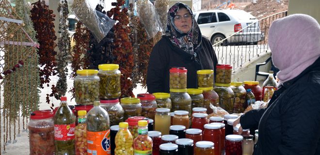 Üreten kadınların pazarı