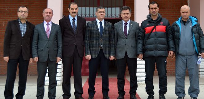 Okulunda Spor Salonu Açan Okul Müdürlerine Teşekkür