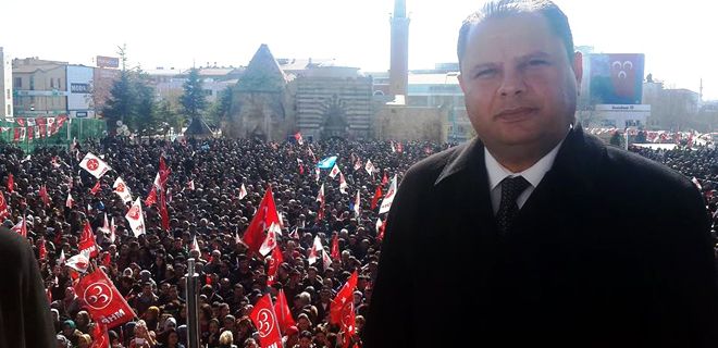 Nefesimiz Enselerinde
