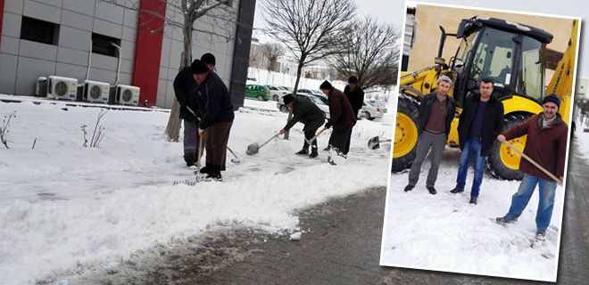 Kar düştü, kampüste çalışma başladı