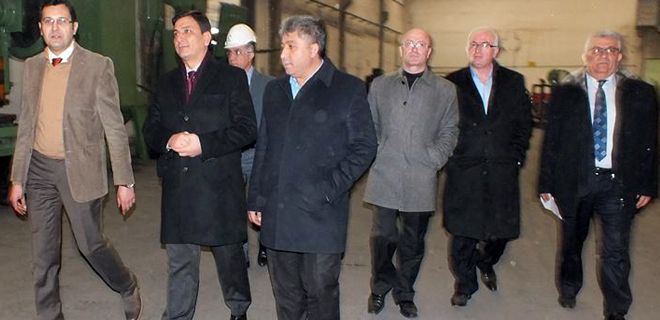 Sanayimizi güçlendirmeliyiz