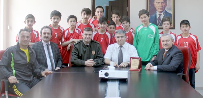  Kaymakam amca, söz şampiyon olacağız