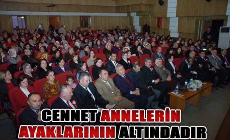 CENNET ANNELERİN AYAKLARININ ALTINDADIR 