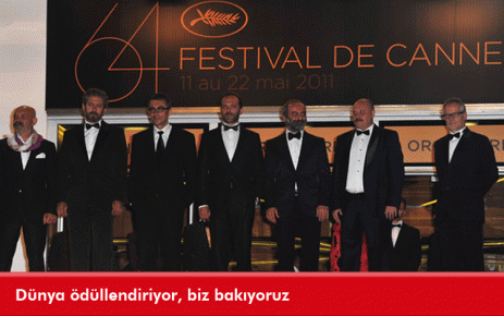 Dünya ödüllendiriyor, biz bakıyoruz 