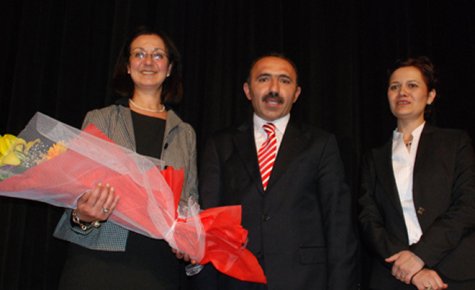EĞİTİMİN İNSAN HAYATINDA ÖNEMLİ YERİ VARDIR