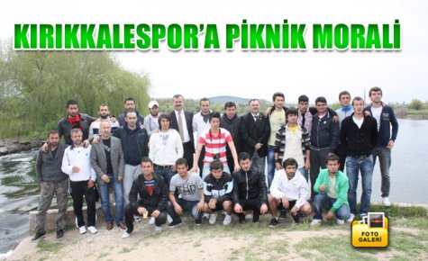 FUTBOLCULARA PİKNİK MORALİ