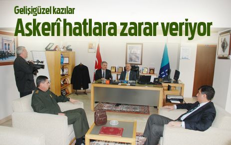 Gelişigüzel kazılar askeriyeye zarar veriyor