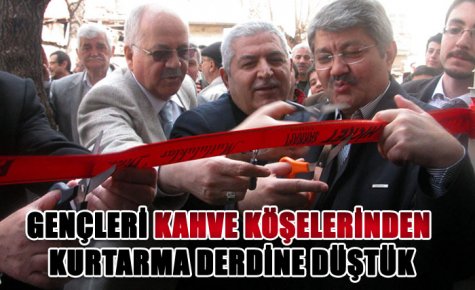 GENÇLERİ KURTARMA DERDİNE DÜŞTÜK