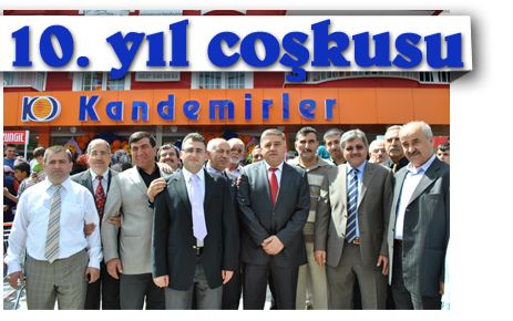 Kandemirler 10. yılını kutluyor