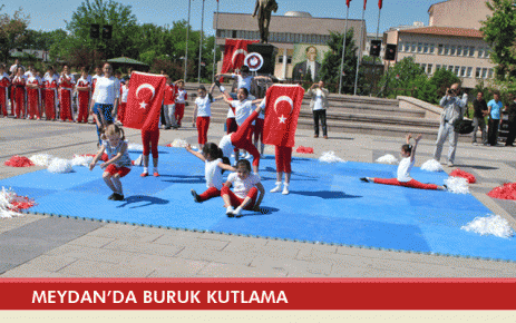 Meydan?da Buruk Kutlama