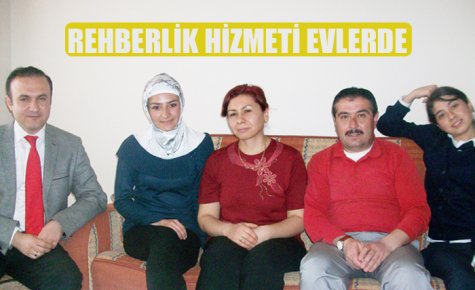 ÖĞRETMENLER REHBERLİK HİZMETİNİ EVLERE GÖTÜRÜYOR