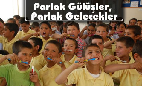 Parlak Gülüşler, Parlak Gelecekler