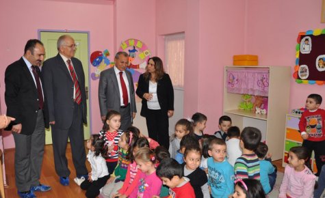 PEKER, MİNİK KALPLERİ ZİYARET ETTİ