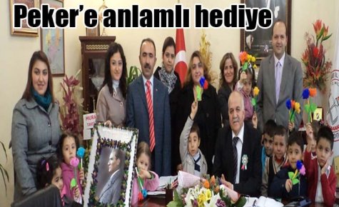 Peker?e anlamlı hediye