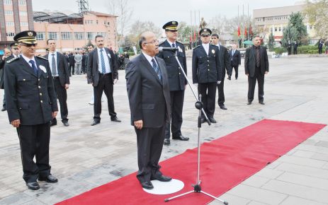Polis, ülke huzuruna yön verir