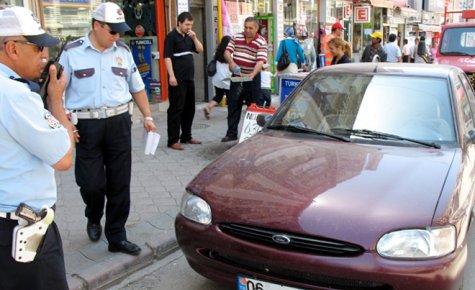TRAFİK ONLARA EMANET