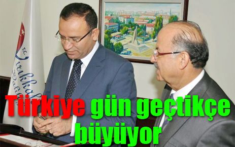 Türkiye gün geçtikçe büyüyor