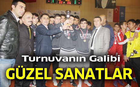 Turnuvanın galiba Güzel Sanatlar