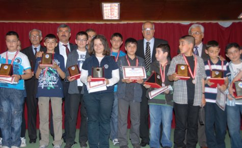 YAKAMOZ BAŞARIYI TAÇLANDIRDI